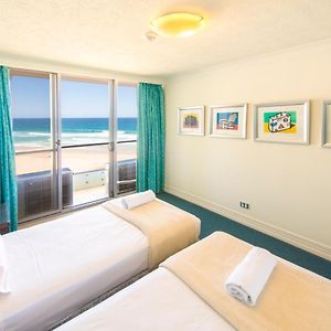 Superior Two-Bedroom Apartment Beachfront Ocean View